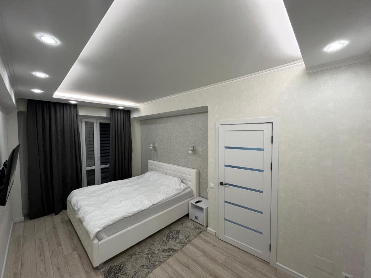 Dendrarium Park Apartment 基希讷乌 外观 照片